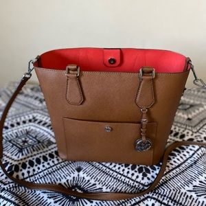 Michael Kors Large Greenwich Crossbody/Shoulder Strap Purse.